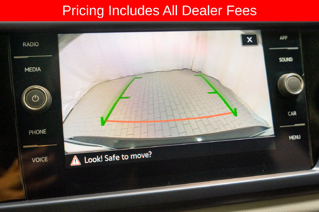 Used 2022 Volkswagen Taos SE FWD image 13