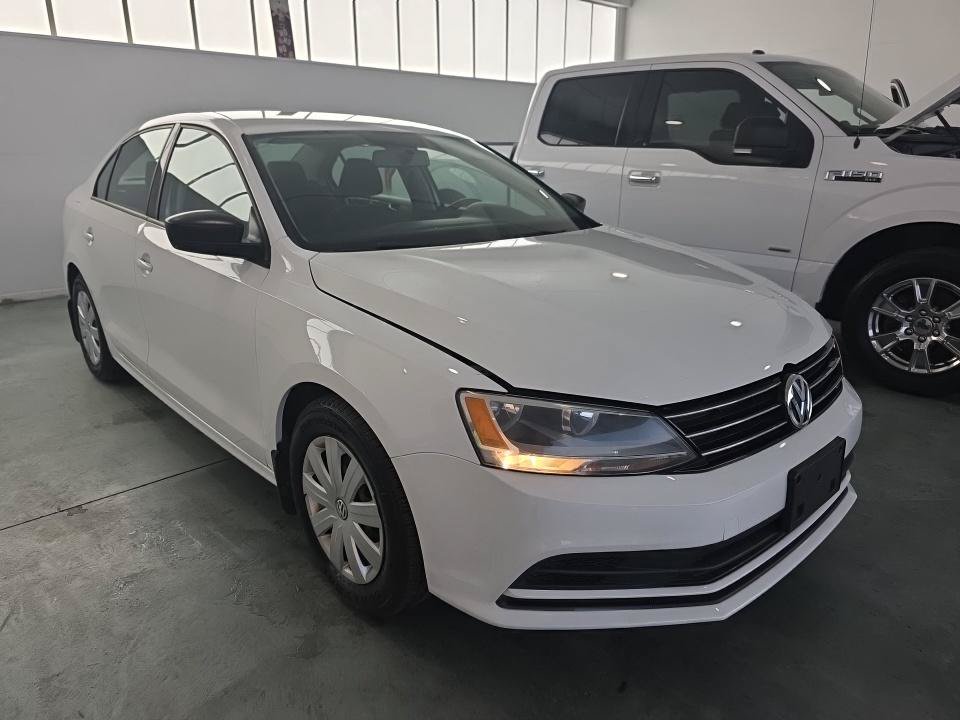 Used 2016 Volkswagen Jetta S FWD image 4