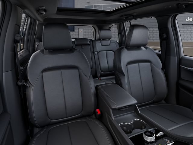 New 2026 Jeep Grand Cherokee Limited AWD/4WD image 16