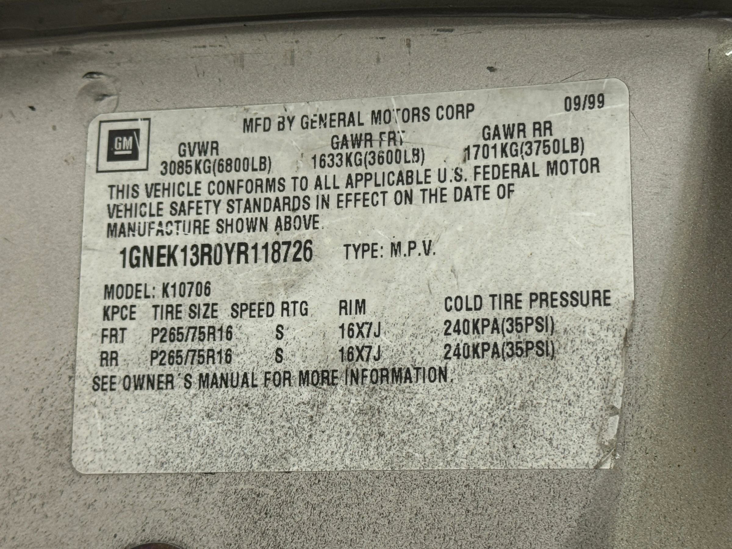 Used 2000 Chevrolet Tahoe Z71 w/ Comfort & Security Pkg AWD/4WD image 79