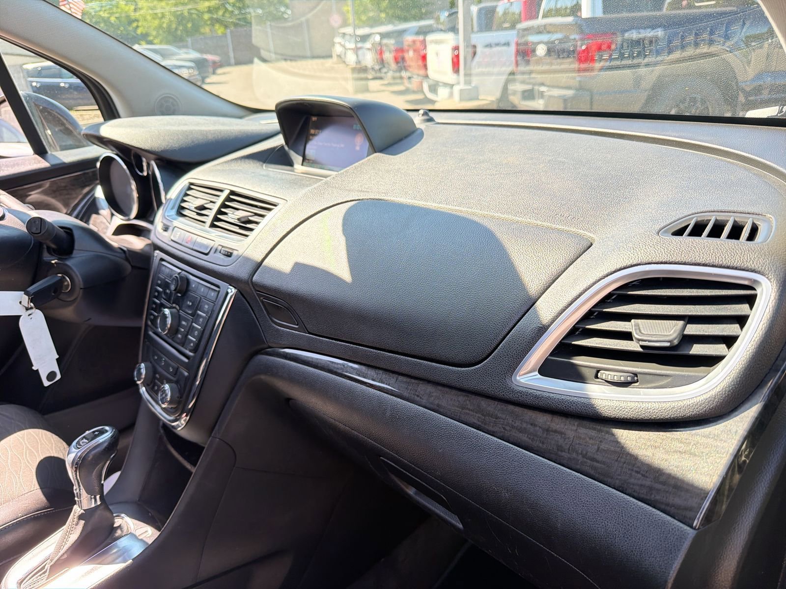 Used 2016 Buick Encore FWD image 16