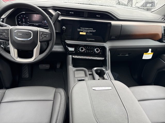 New 2025 GMC Sierra 2500 Denali w/ Denali Reserve Package image 26
