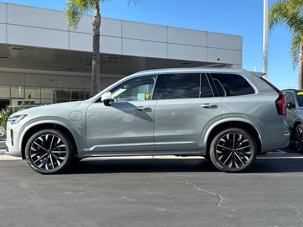 New 2026 Volvo XC90 T8 Ultra w/ Lounge Package AWD/4WD image 2