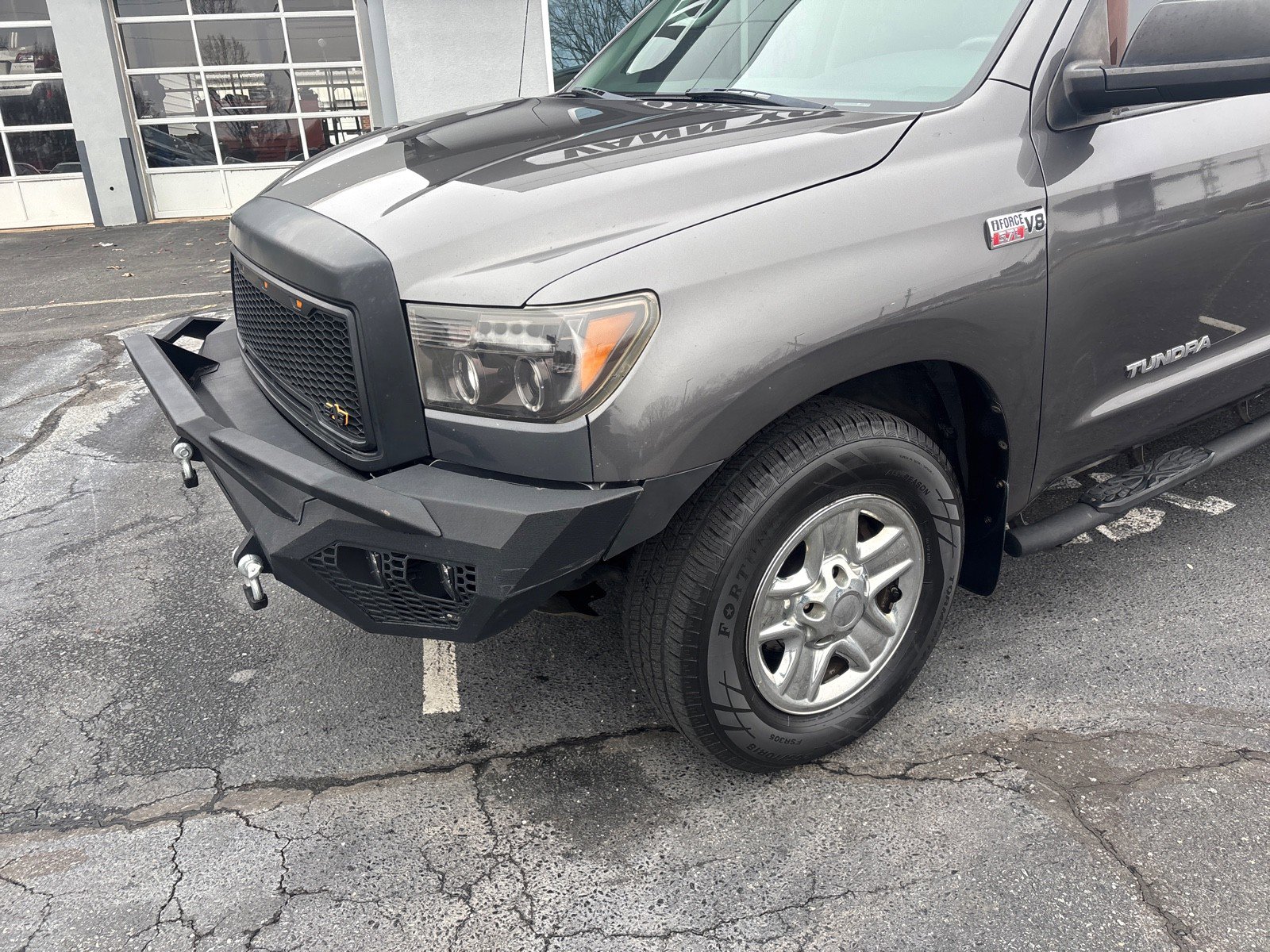 Used 2011 Toyota Tundra 2WD CrewMax w/ Tow Pkg image 8