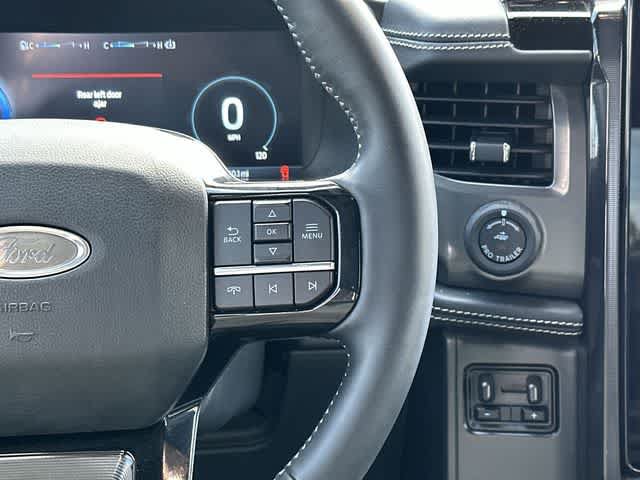 Used 2023 Ford F150 Lightning Platinum AWD/4WD image 10