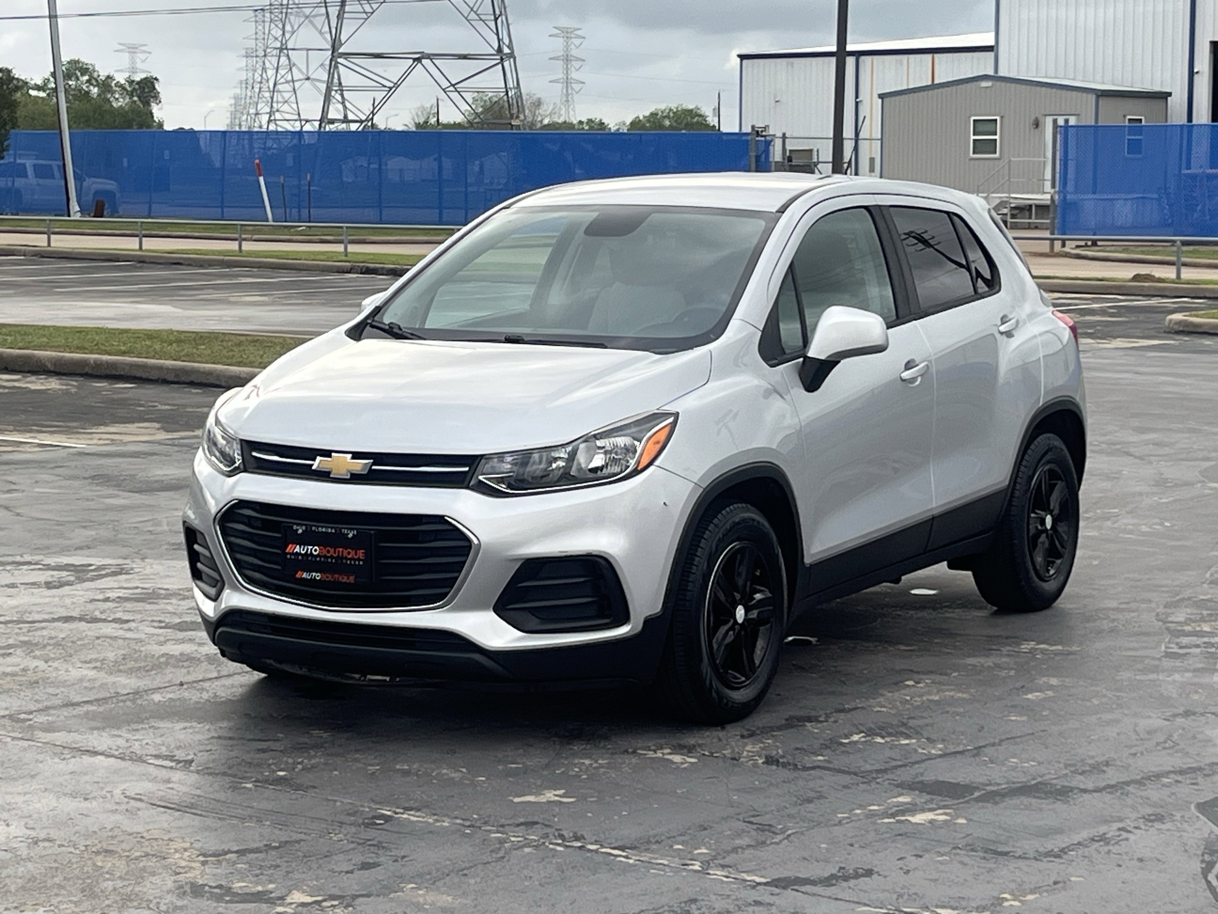Used 2020 Chevrolet Trax LS w/ Tint and Cruise Package image 5