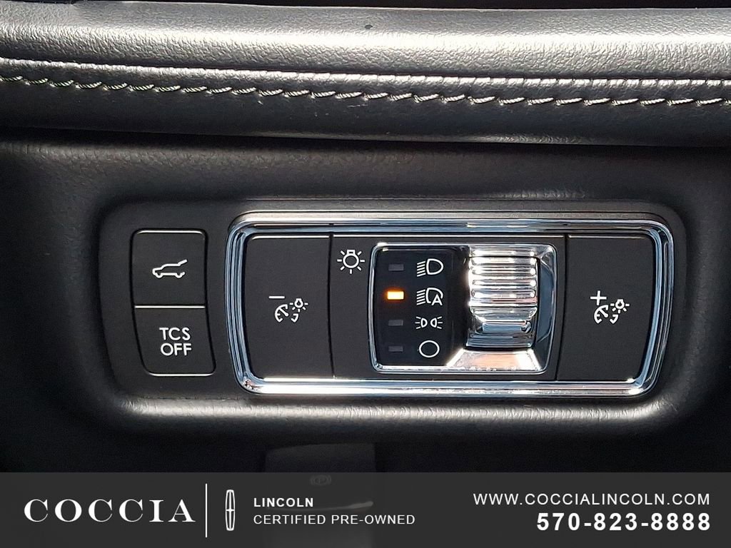 Used 2022 Lincoln Nautilus Reserve image 27