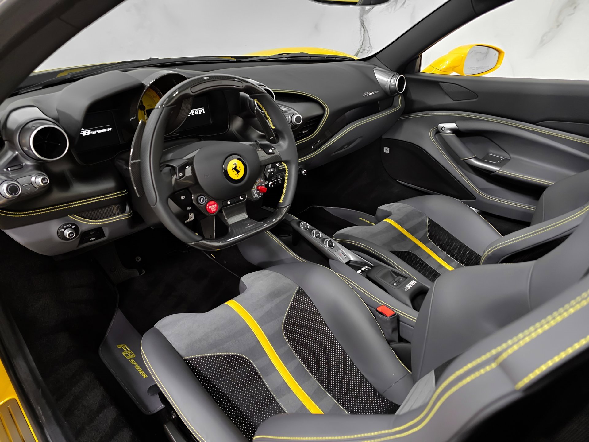 Used 2022 Ferrari F8 Tributo image 15