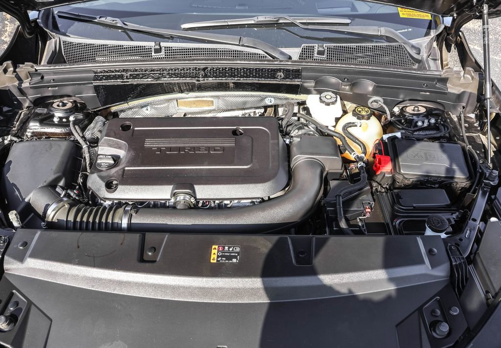 Used 2022 Buick Envision Avenir w/ Technology Package II image 42