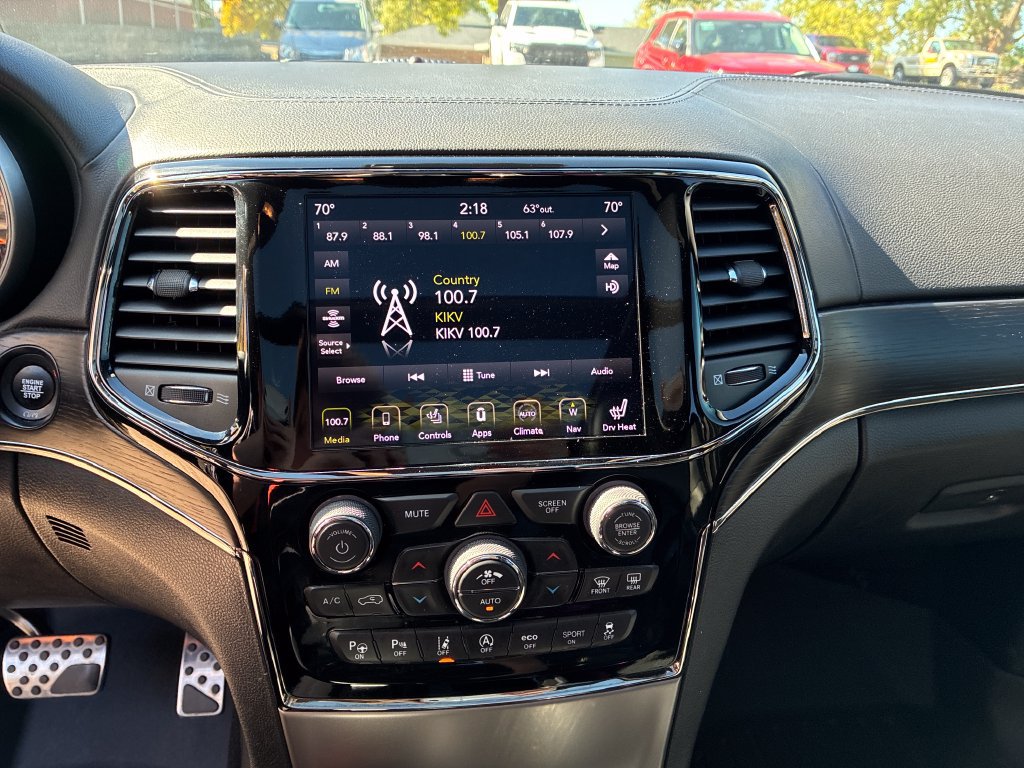 Used 2020 Jeep Grand Cherokee High Altitude AWD/4WD image 19