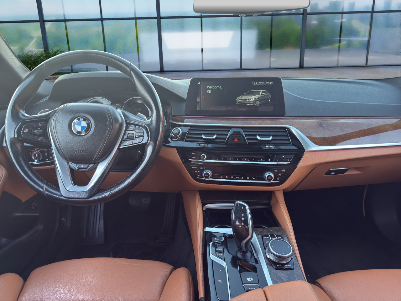 Used 2018 BMW 540i xDrive w/ Premium Package image 14