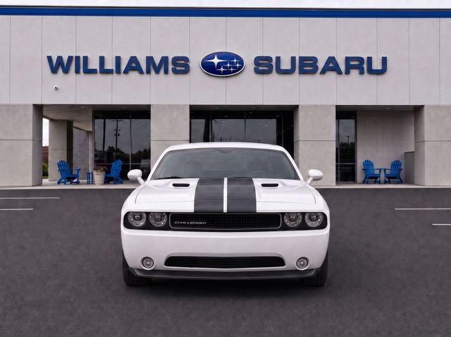 Used 2013 Dodge Challenger SXT RWD image 6