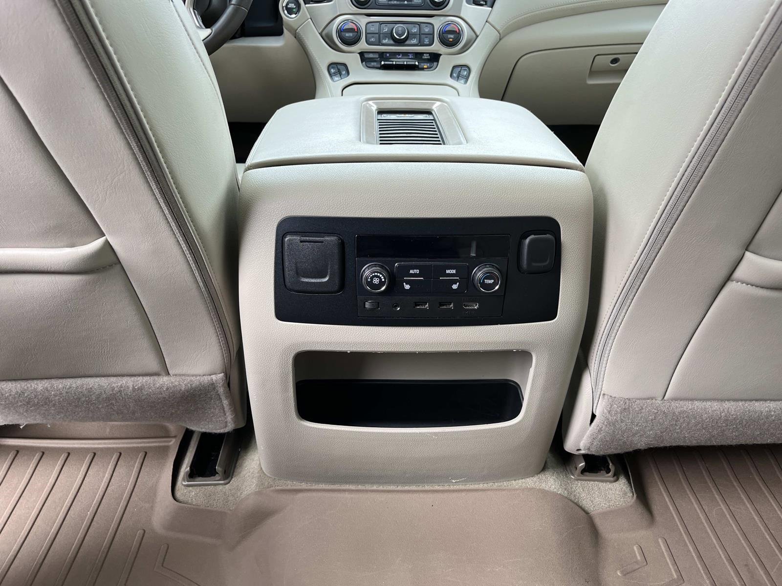 Used 2017 GMC Yukon Denali w/ Open Road Package image 18