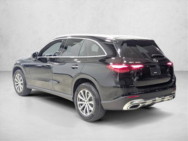Used 2026 Mercedes-Benz GLC 300 image 8