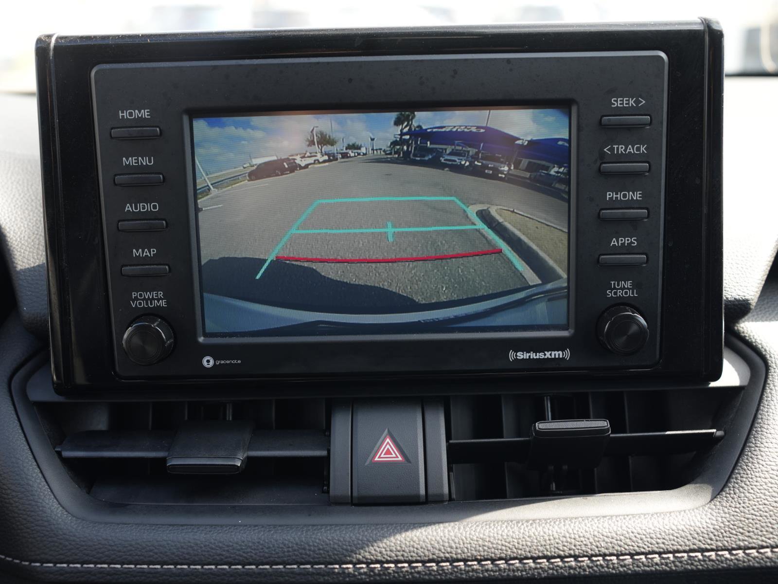 Used 2021 Toyota RAV4 LE image 27