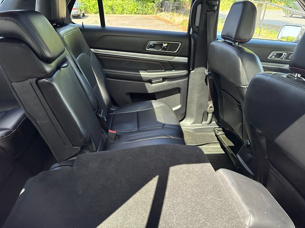 Used 2019 Ford Explorer Sport w/ Ford Safe & Smart Package AWD/4WD image 11