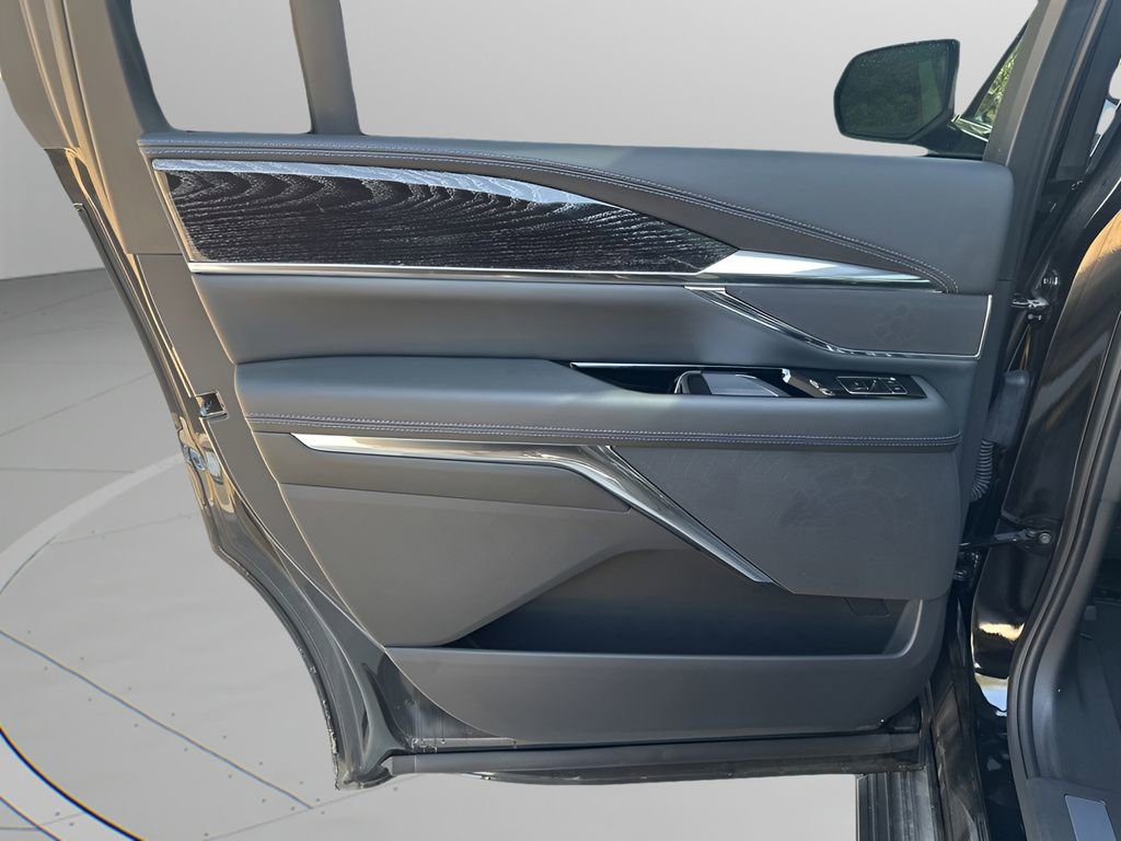 New 2026 Cadillac Escalade IQL Luxury AWD/4WD image 17