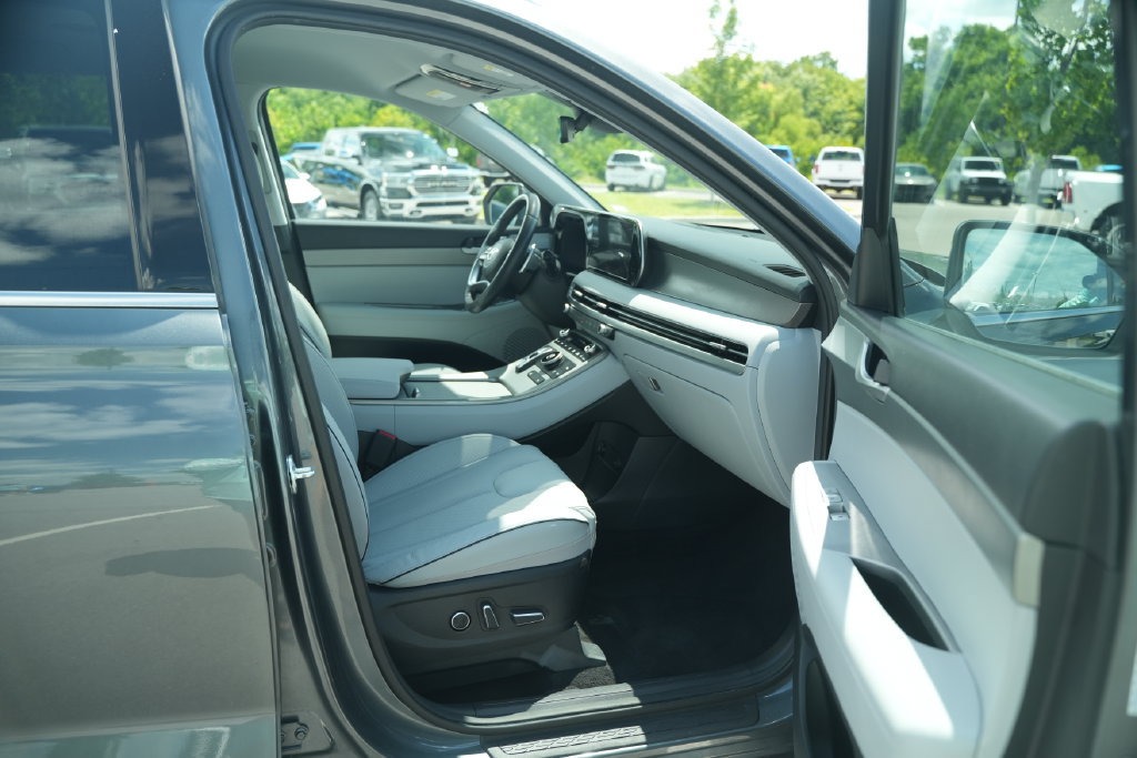 Used 2025 Hyundai Palisade SEL FWD image 20