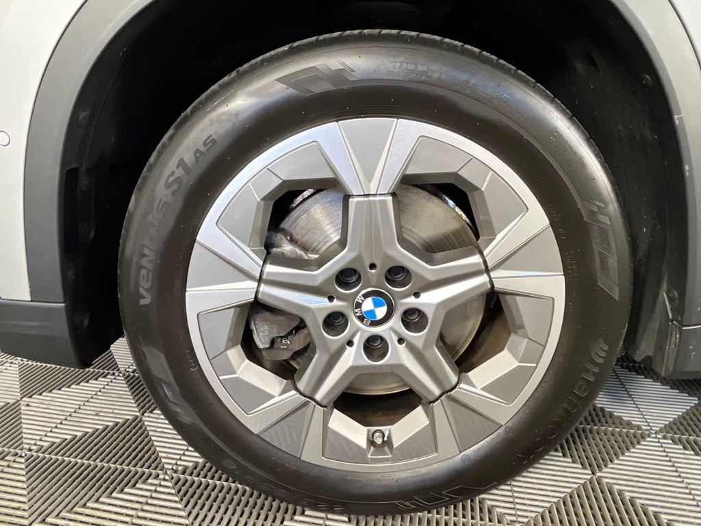 Used 2023 BMW X1 xDrive28i w/ Convenience Package AWD/4WD image 16