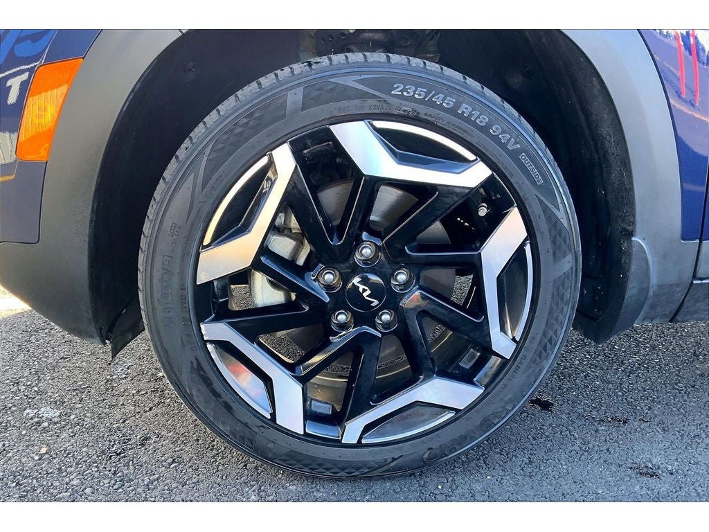 Used 2024 Kia Seltos SX w/ SX Sunroof Package image 10