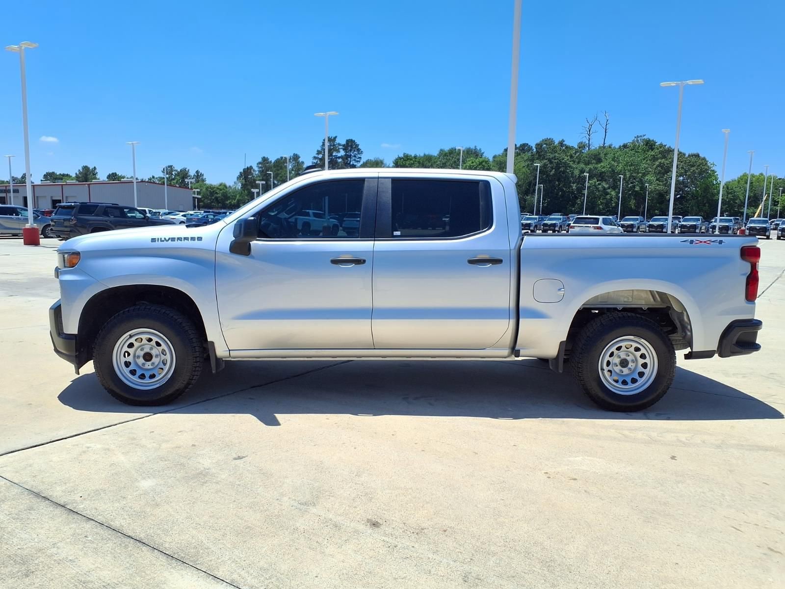 Used 2020 Chevrolet Silverado 1500 W/T w/ WT Value Package AWD/4WD image 8