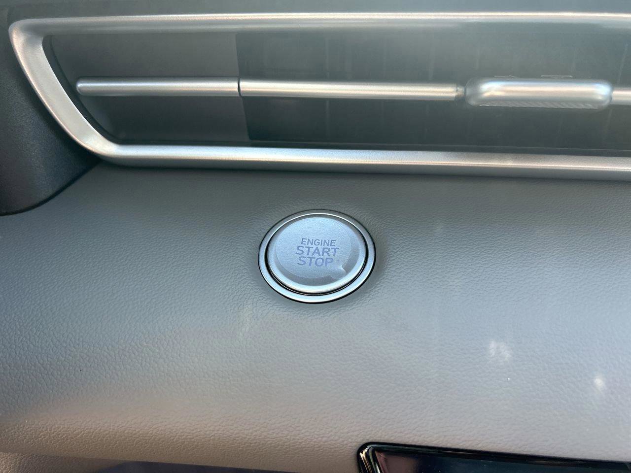 New 2026 Hyundai Elantra Sport image 38