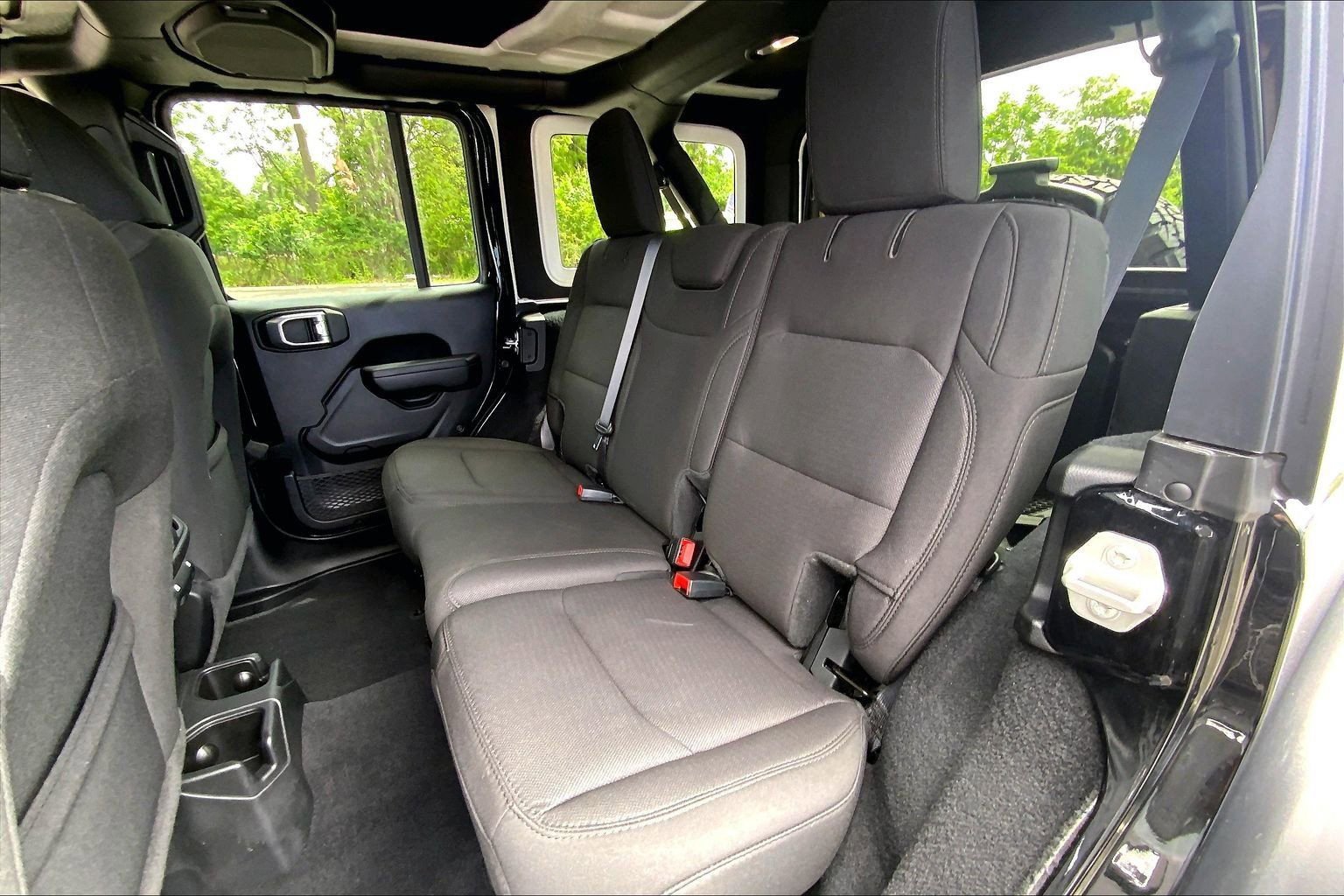 Certified 2023 Jeep Wrangler Unlimited Sport AWD/4WD image 20