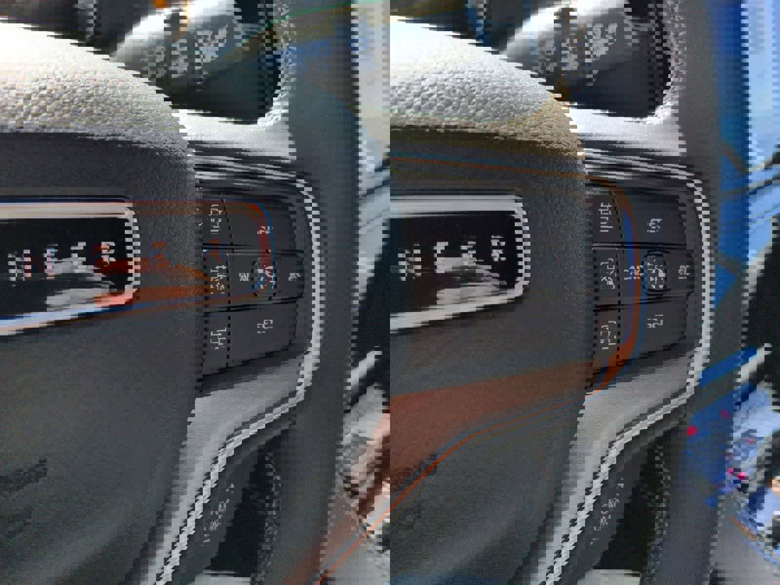 Certified 2024 Jeep Wagoneer L Series II w/ Convenience Group I image 26