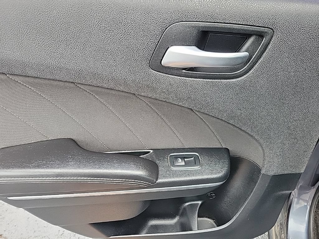 Used 2018 Dodge Charger R/T RWD image 16