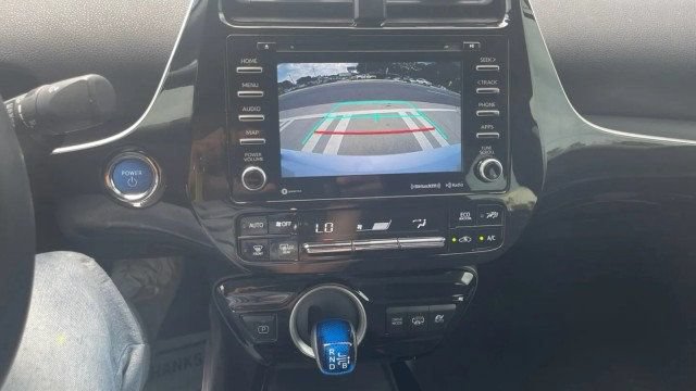 Used 2021 Toyota Prius Prime LE FWD image 19