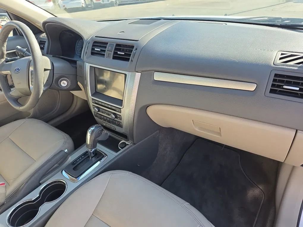 Used 2011 Ford Fusion Hybrid w/ 502A Rapid Spec Order Code FWD image 15