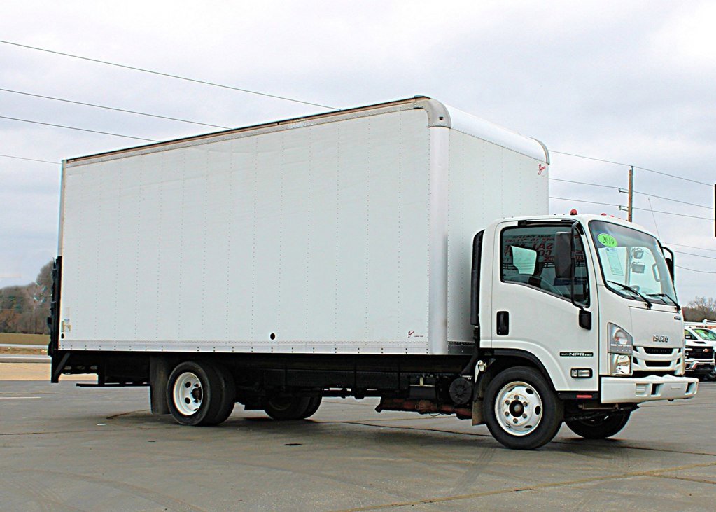 Used 2019 Isuzu NPR image 2