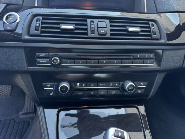 Used 2015 BMW 535d xDrive image 12