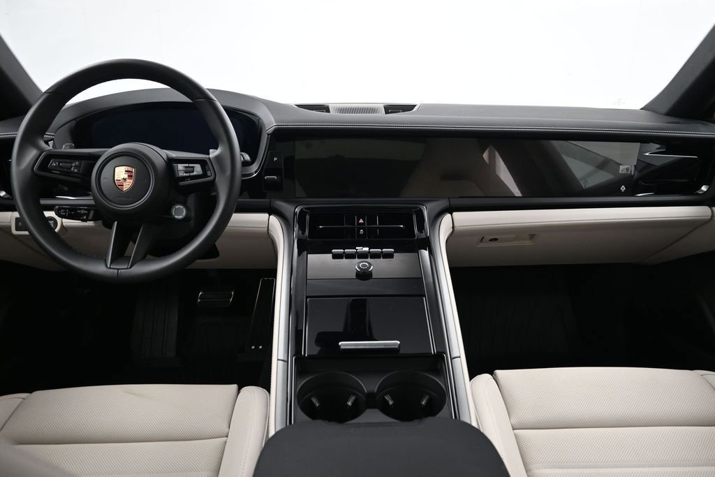 Certified 2026 Porsche Panamera image 9
