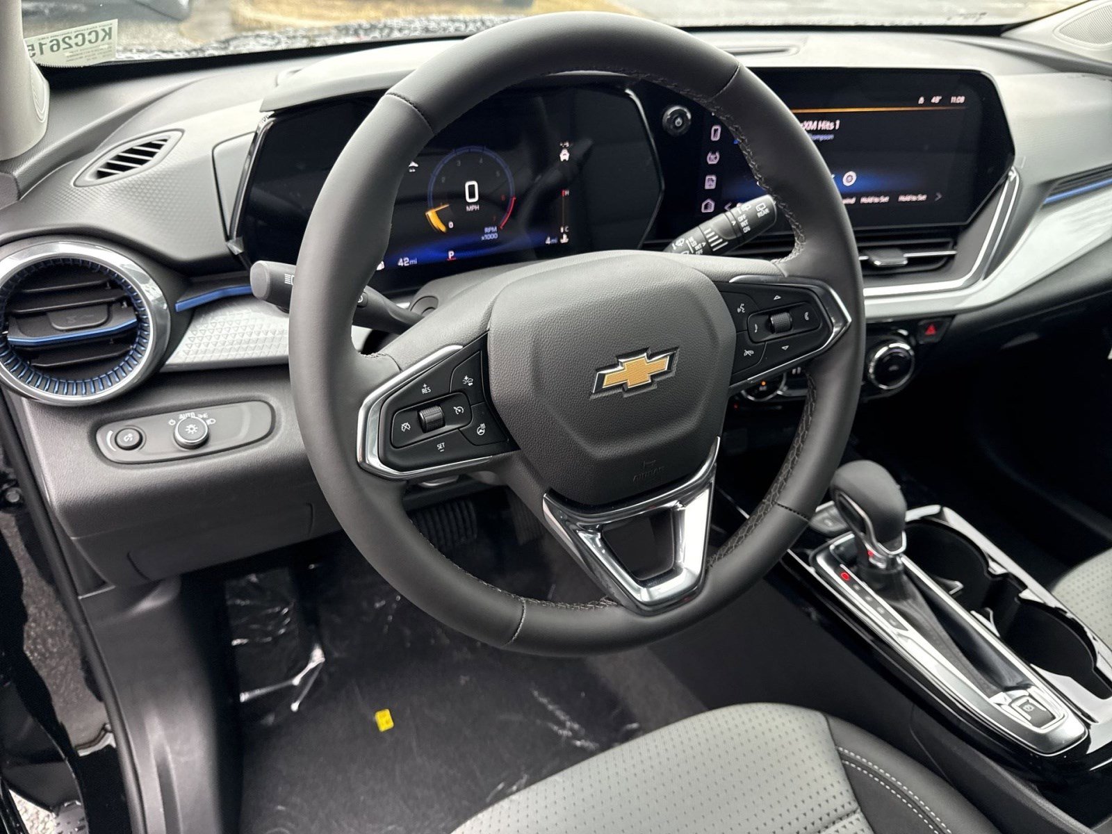 New 2026 Chevrolet Trax LT w/ Driver Confidence Package image 14