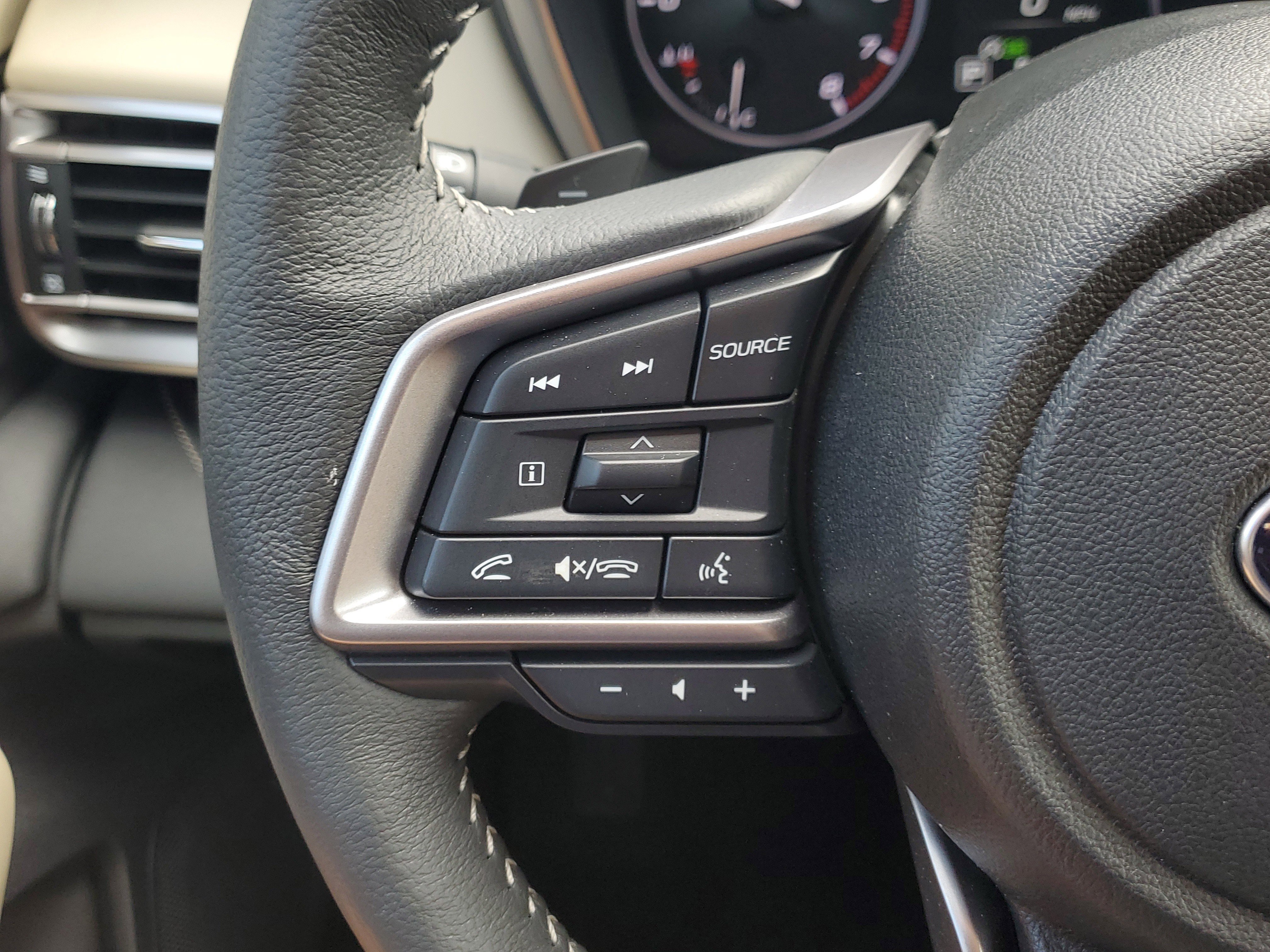 Used 2025 Subaru Outback Limited w/ Popular Package #2 image 25