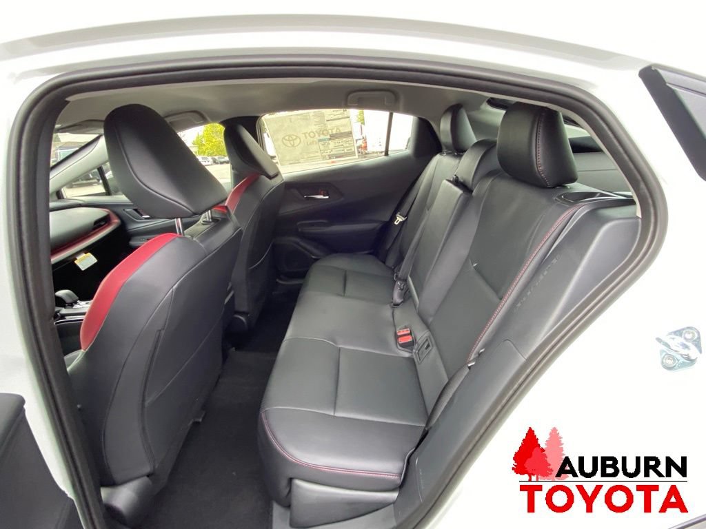 New 2027 Toyota Prius Plug-In Hybrid FWD image 19