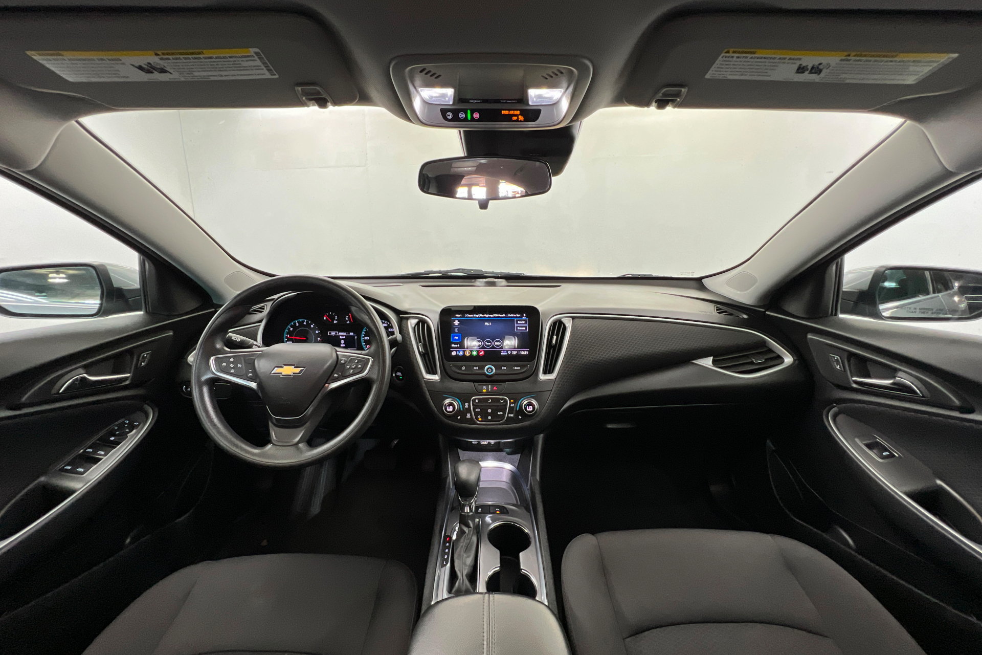 Used 2024 Chevrolet Malibu LT FWD image 10