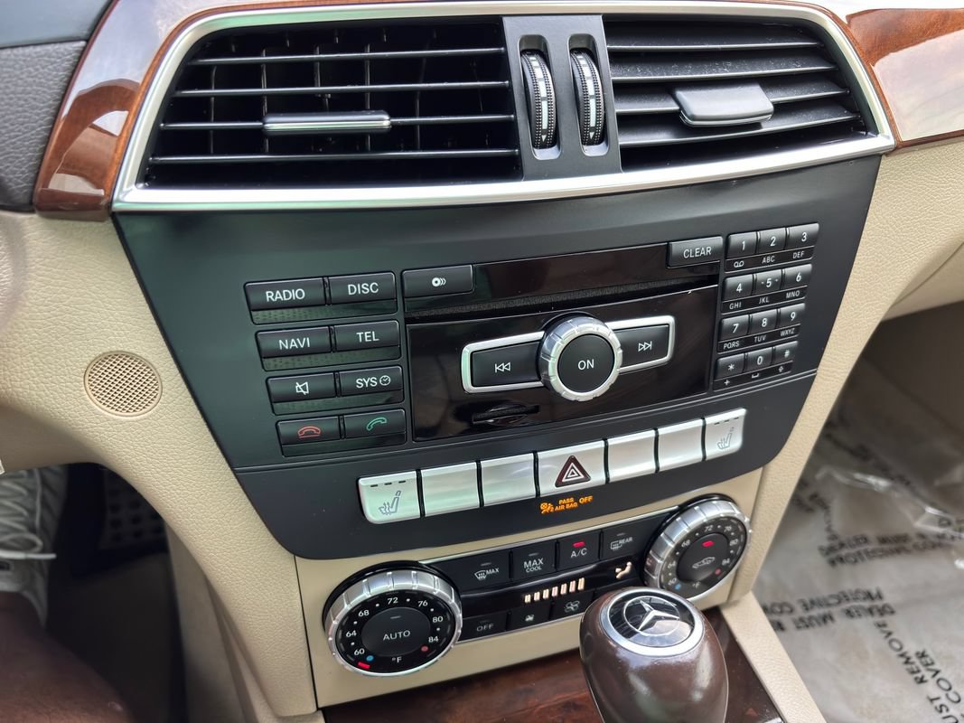 Used 2014 Mercedes-Benz C 250 Sedan image 36
