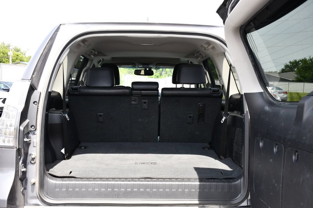 Used 2016 Lexus GX 460 w/ Premium Package AWD/4WD image 30