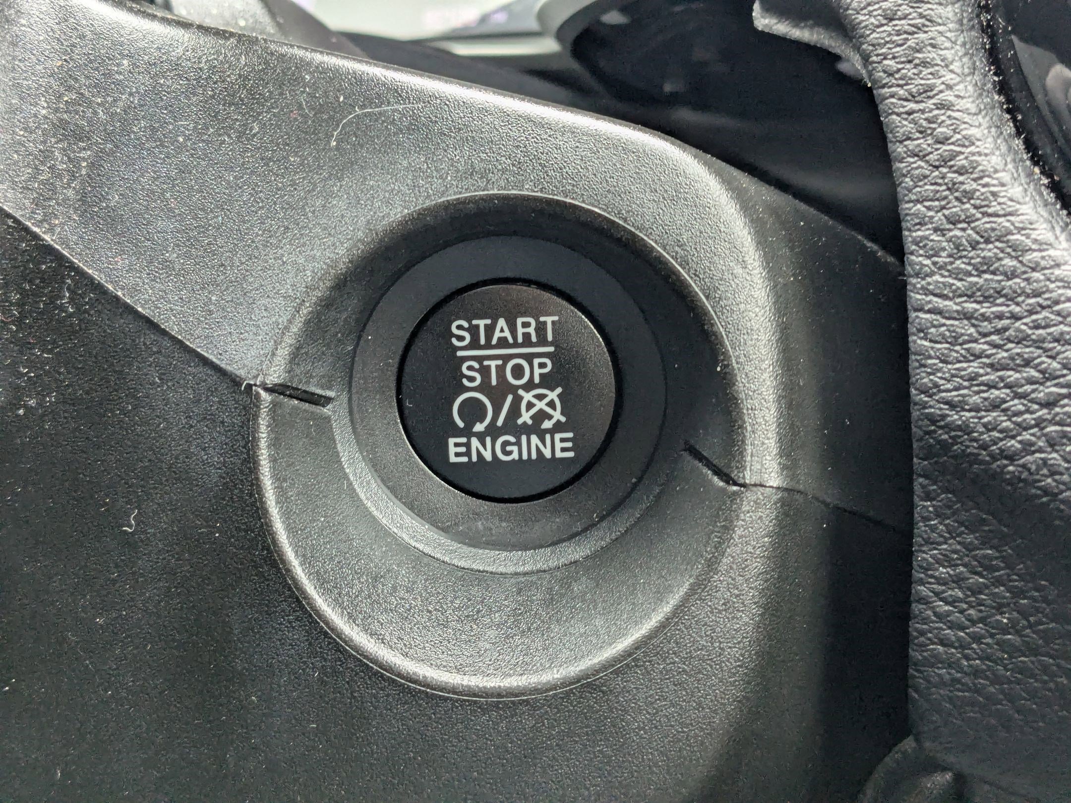 Used 2020 Jeep Compass Limited AWD/4WD image 22