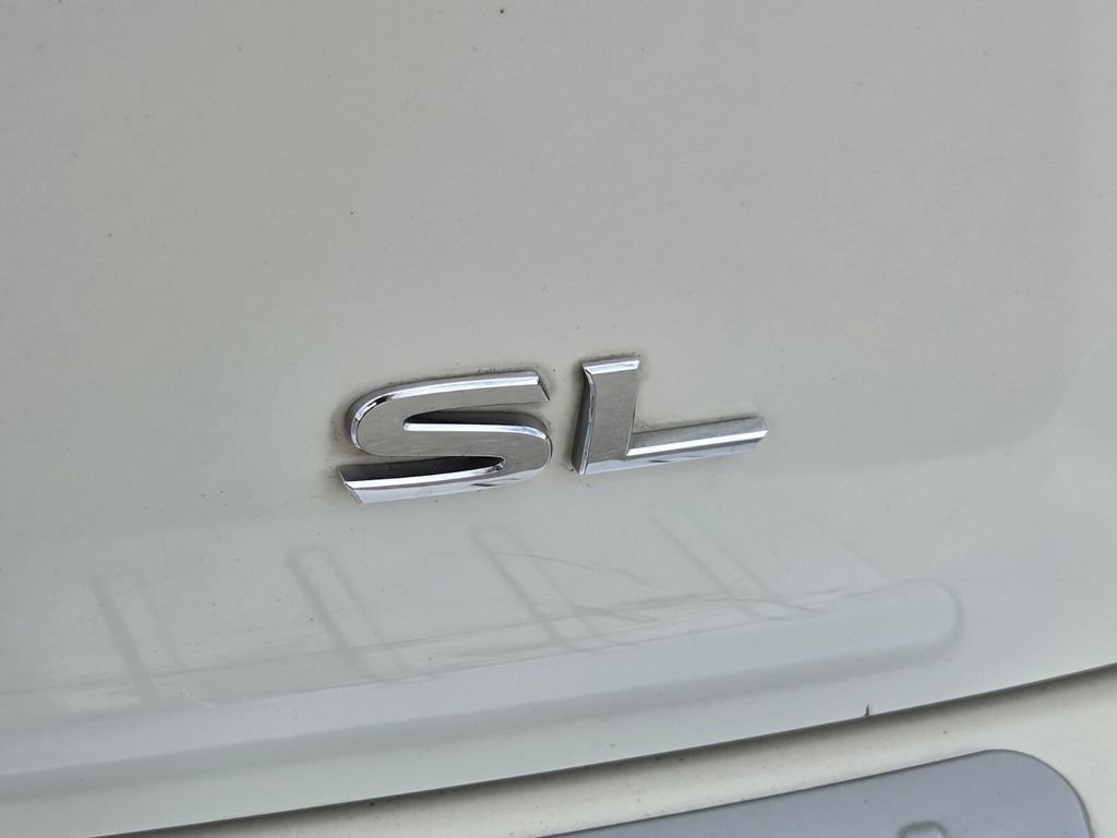 Used 2017 Nissan Pathfinder SL w/ SL Tech Package image 10