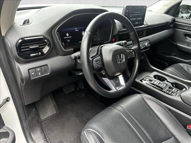 New 2025 Honda Pilot Elite image 3