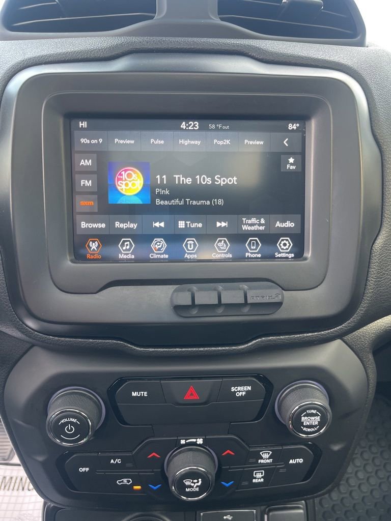 Used 2020 Jeep Renegade Trailhawk w/ Cold Weather Group image 17