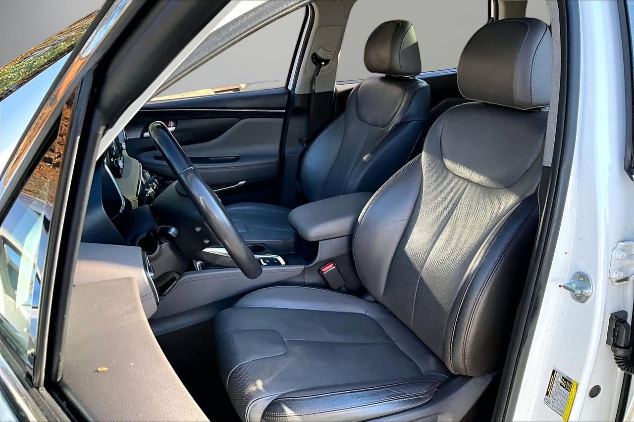 Used 2020 Hyundai Santa Fe SEL w/ Convenience + Premium Package image 21