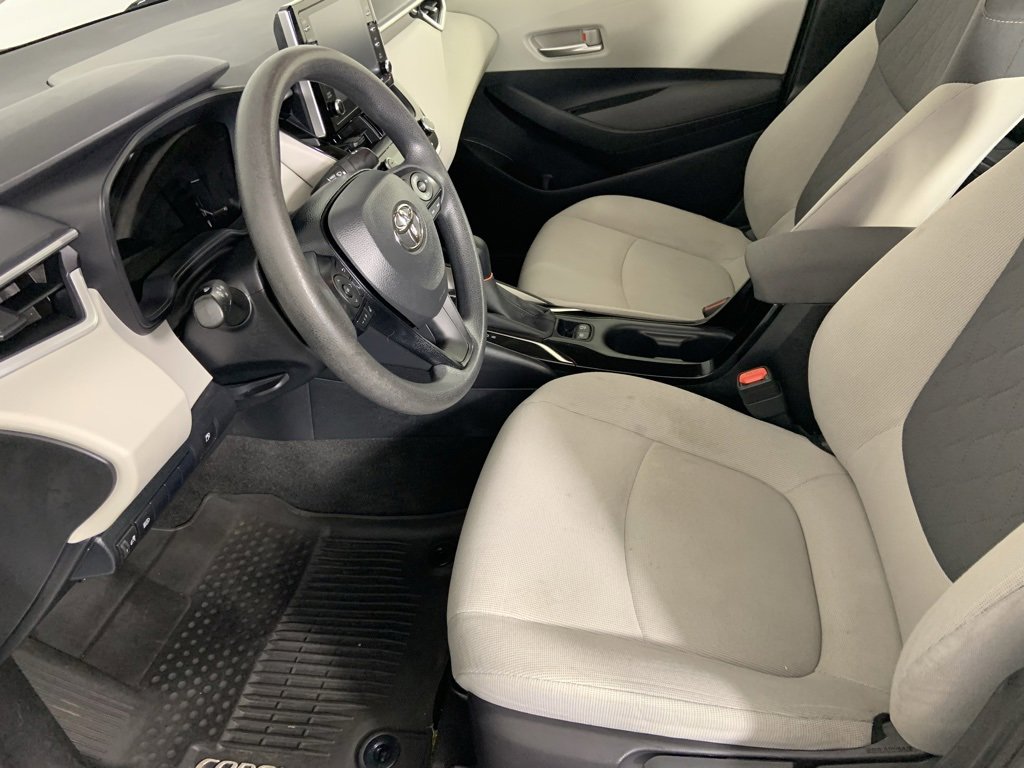 Used 2021 Toyota Corolla LE image 15