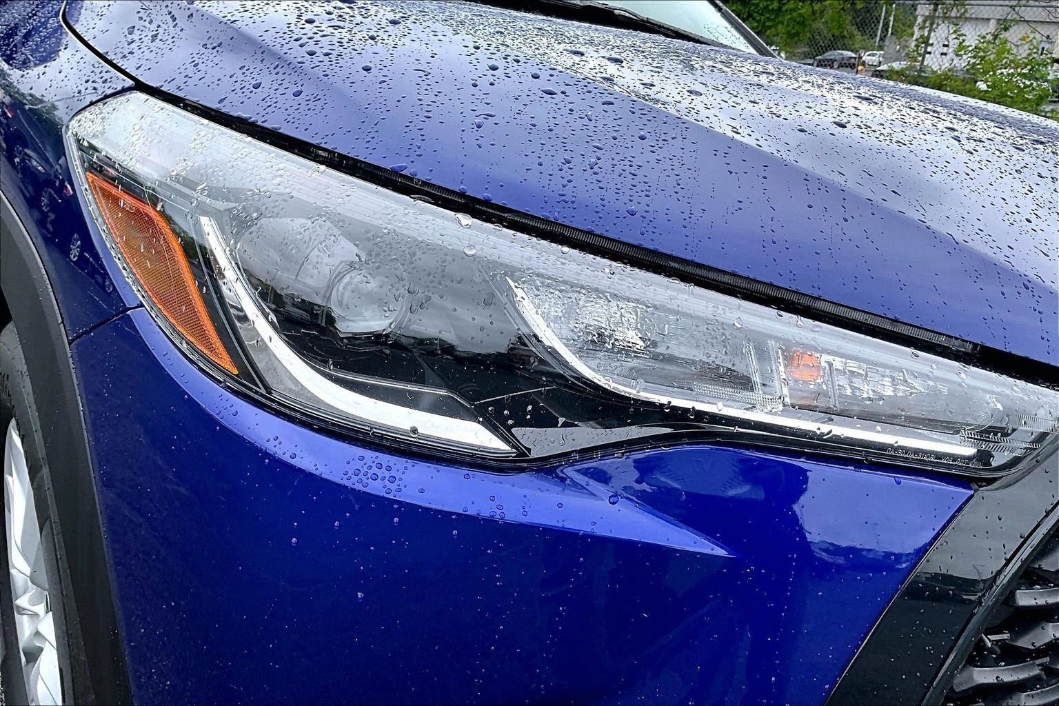 Used 2022 Toyota Corolla Cross LE w/ Moonroof Package AWD/4WD image 27