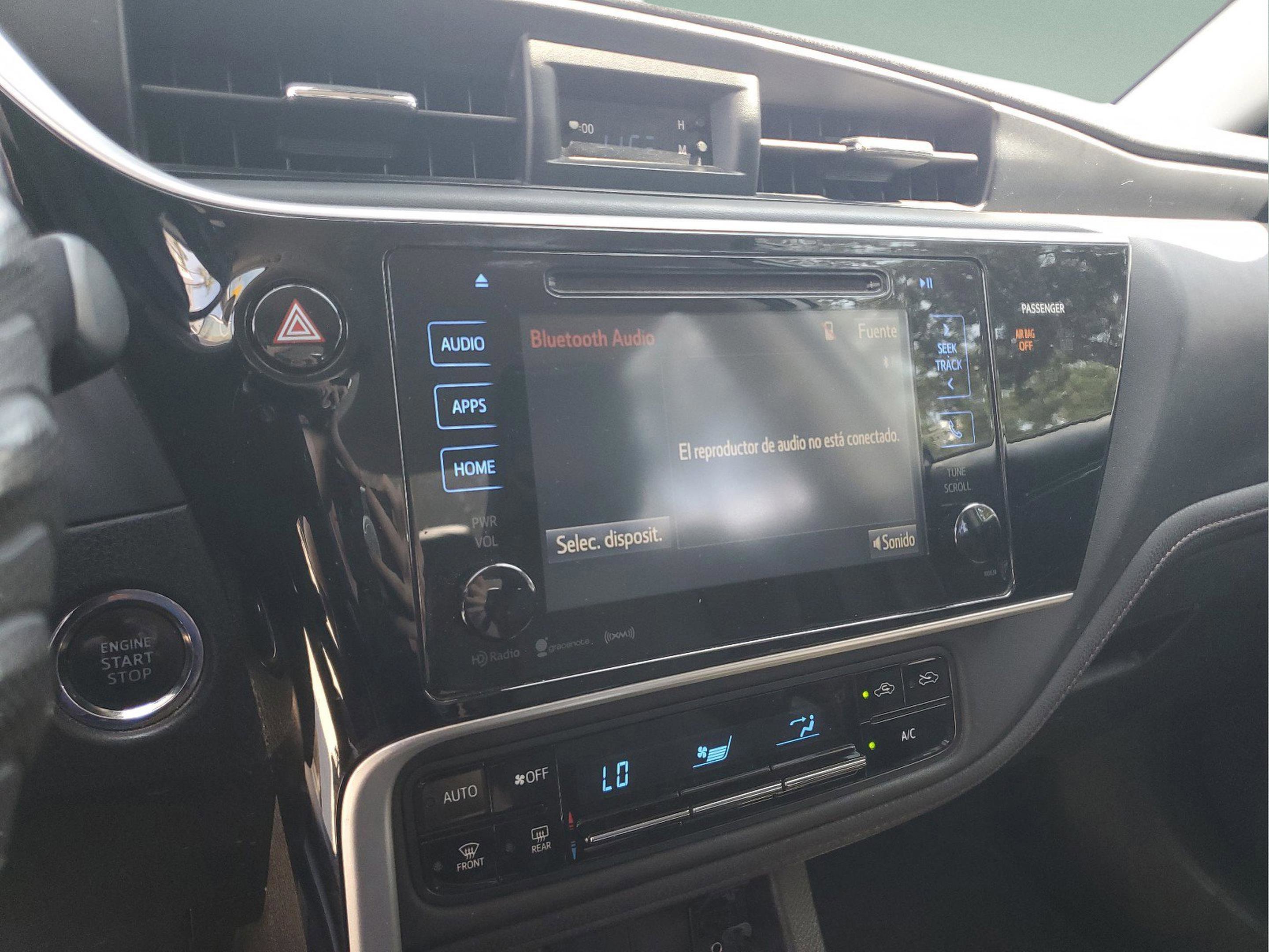 Used 2017 Toyota Corolla SE 50th Anniversary FWD image 17