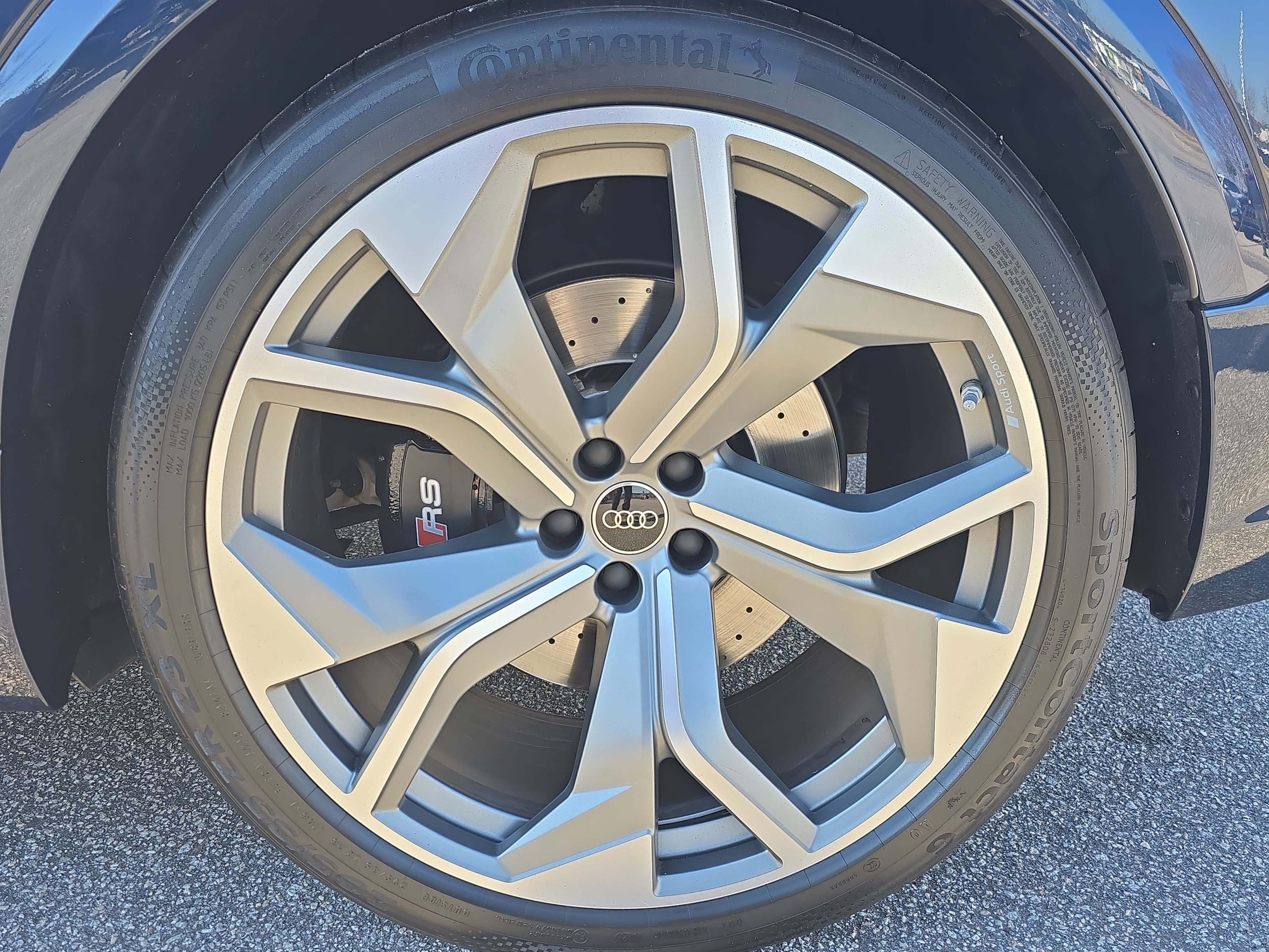 Used 2024 Audi RS Q8 w/ Executive Package image 32