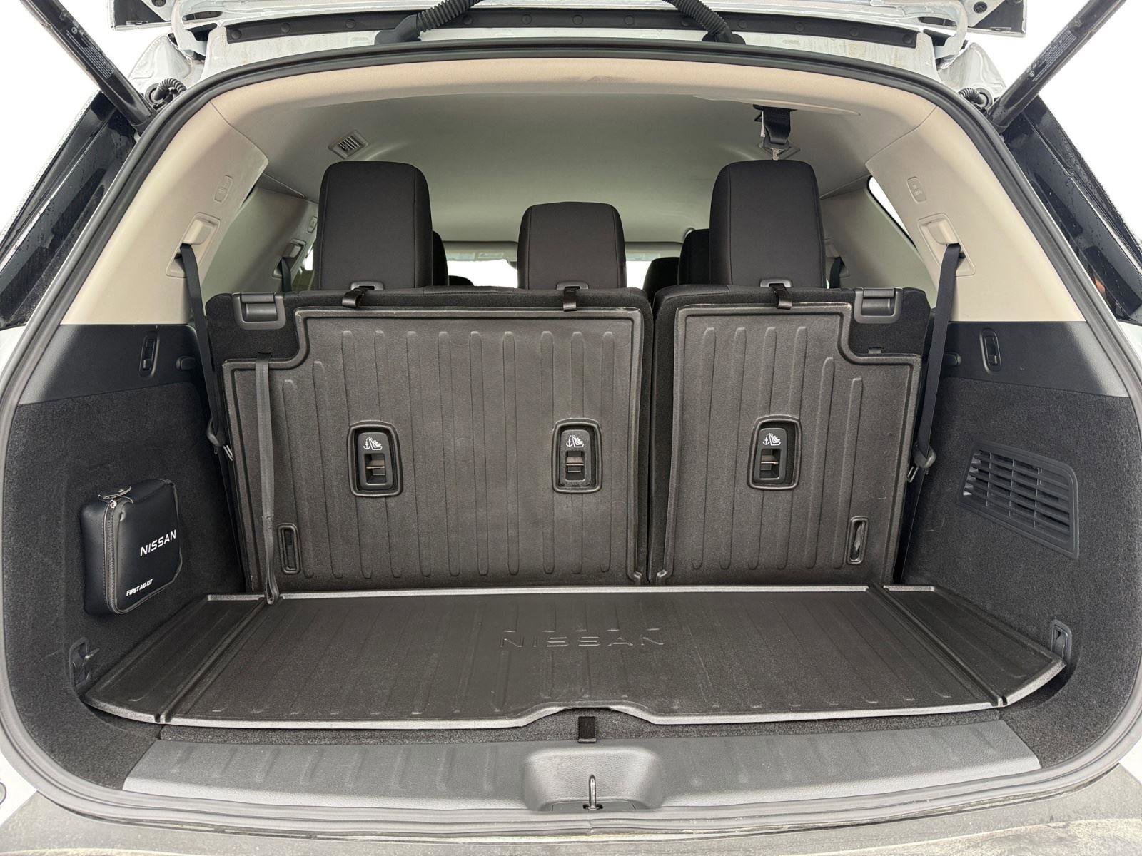 Used 2025 Nissan Pathfinder SV w/ Cargo Package image 22